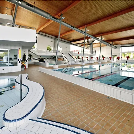 Diamondvilla, 4 Bedroom Apartment, Garden & Lejlighed Prag