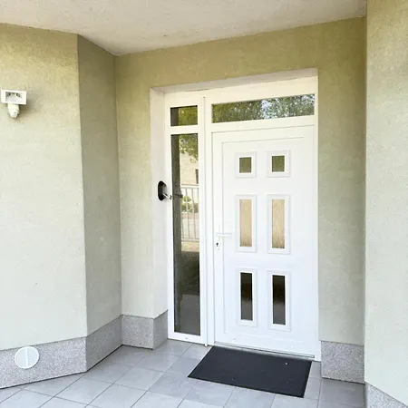 Diamondvilla, 4 Bedroom Apartment, Garden & Lejlighed