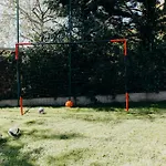 Diamondvilla, 4 Bedroom Apartment, Garden & Apartment Prague