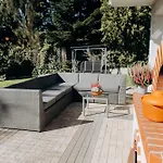 Diamondvilla, 4 Bedroom Apartment, Garden & *