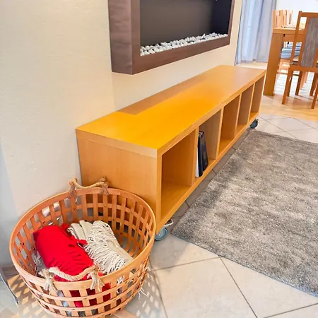 Apartament Diamondvilla, 4 Bedroom Apartment, Garden & *