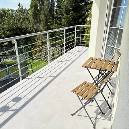Apartament Diamondvilla, 4 Bedroom Apartment, Garden & *