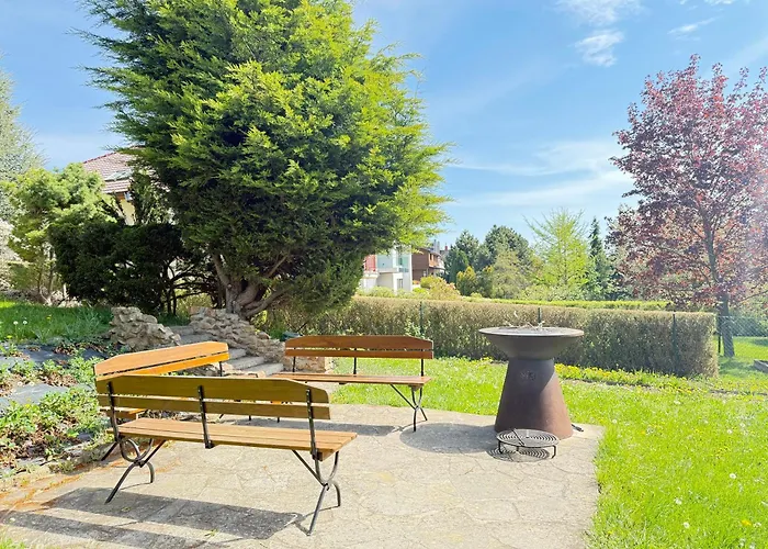 Lägenhet Diamondvilla, 4 Bedroom Apartment, Garden&spa Prag