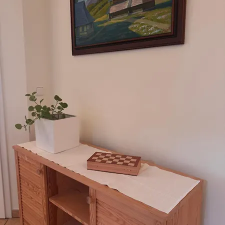 Diamondvilla, 4 Bedroom Apartment, Garden & Lägenhet
