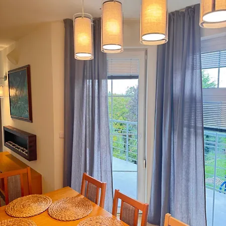 Diamondvilla, 4 Bedroom Apartment, Garden & Apartment