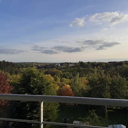 Apartment Diamondvilla, 4 Bedroom Apartment, Garden &